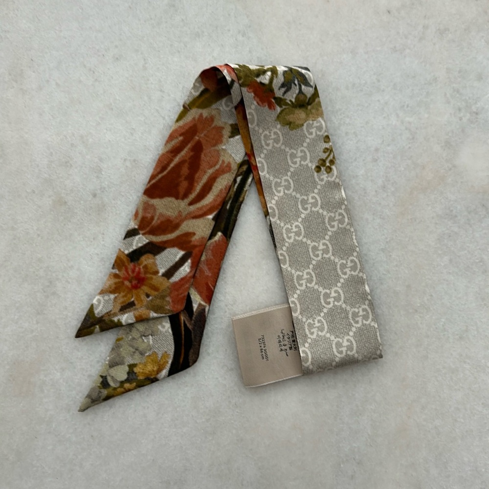 Gucci Silk Twill Scarf - Neutral Flora Print